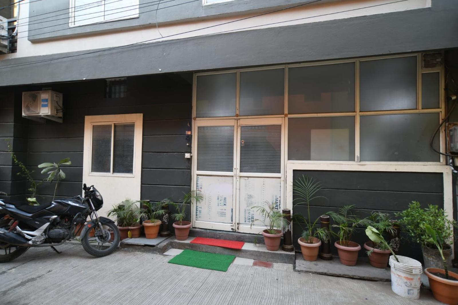 Hotel Royal Palace Indore Exterior photo
